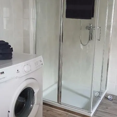 Apartma *