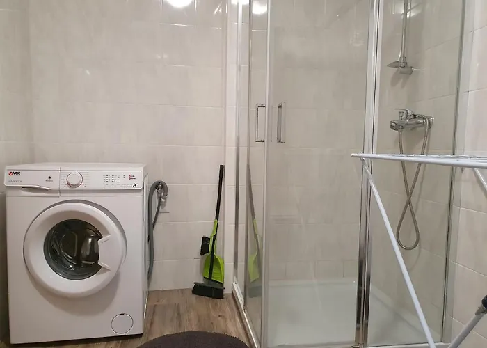 Apartma アパート