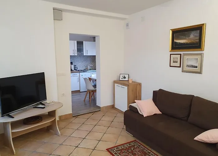 Apartma アパート *